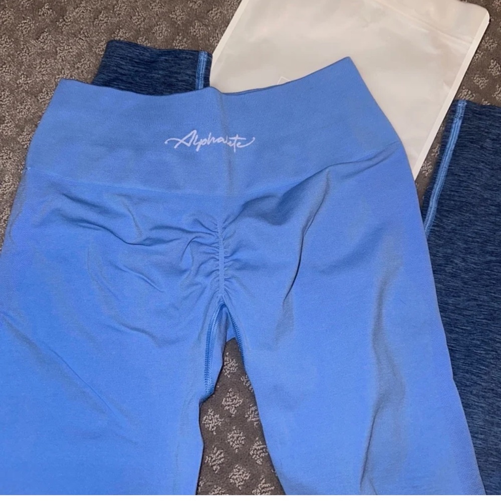 RARE Alphalete Amplify Blue Moon legging